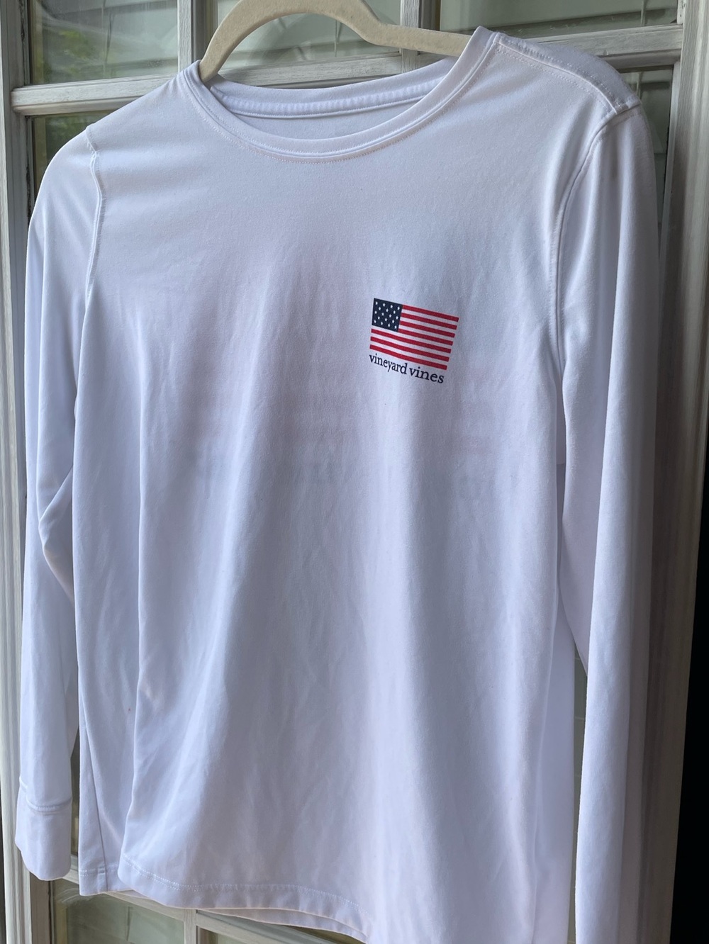 Vineyard Vines Top - Picture 2 of 4